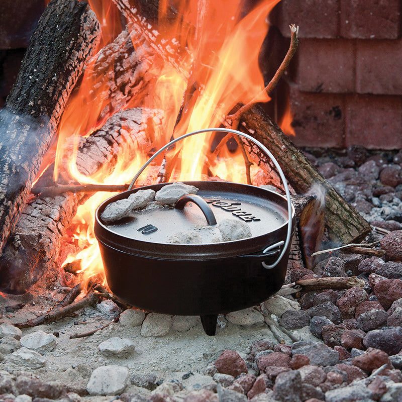 LODGE L12CO3 Camp Dutch Oven, 6 qt Capacity, Round, Bail Handle, Cast Iron, Black